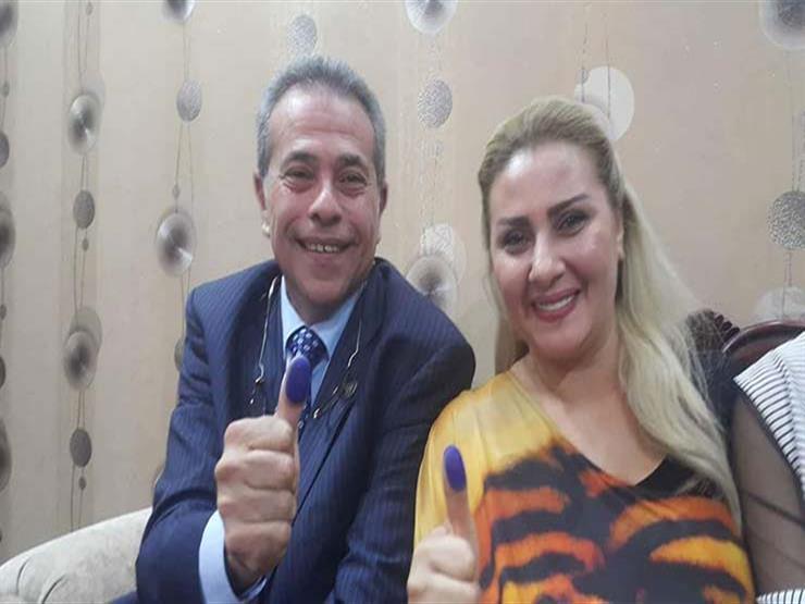 أول ظهور لتوفيق عكاشة وحياة الدرديري بعد قضاء شهر العسل- صورة أول ظهور لتوفيق عكاشة وحياة الدرديري بعد قضاء شهر العسل- صورة