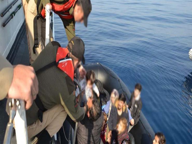 اليونان تضبط عشرات المهاجرين برًا وبحرًا اليونان تضبط عشرات المهاجرين برًا وبحرًا