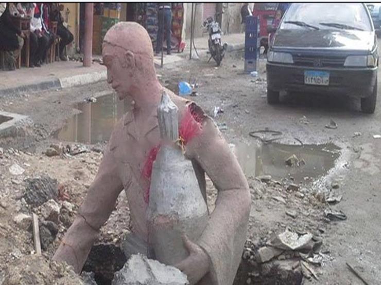 ​برلماني يكشف مصير تمثال "بائع العرقسوس" بعد اختفائه