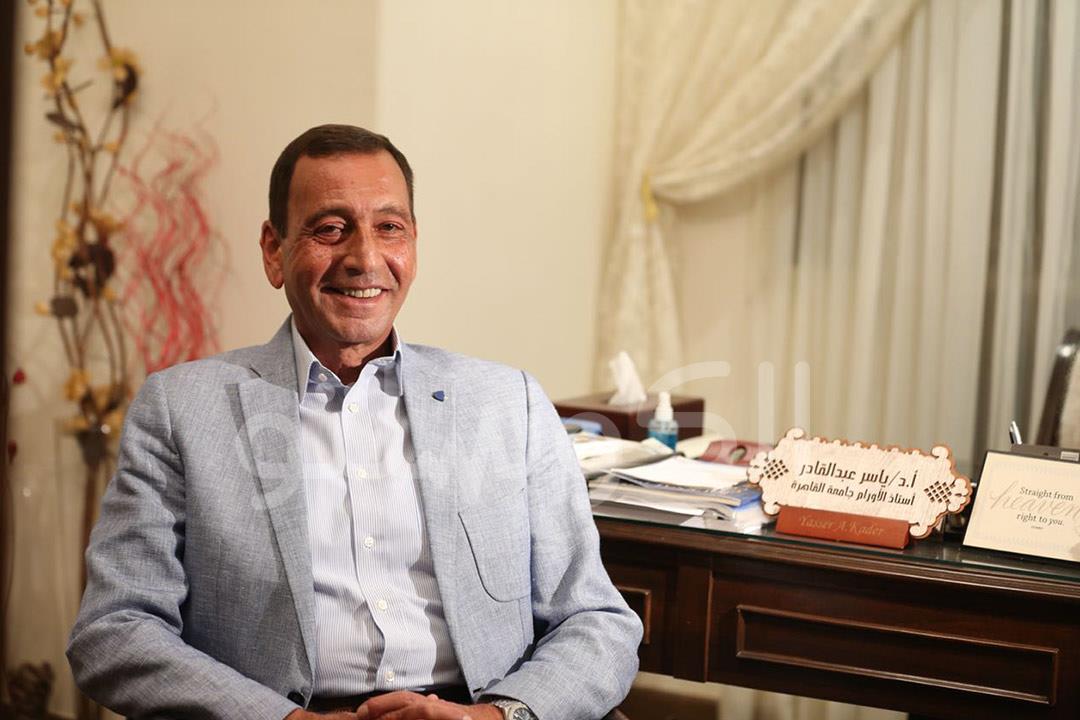 ياسر عبد القادر يتحدث لـ"الكونسلتو" عن أفضل علاجات الأورام السرطانية.. (حوار) ياسر عبد القادر يتحدث لـ"الكونسلتو" عن أفضل علاجات الأورام السرطانية.. (حوار)