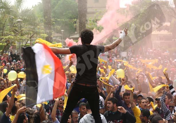 تظاهرات طلاب جامعة القاهرة