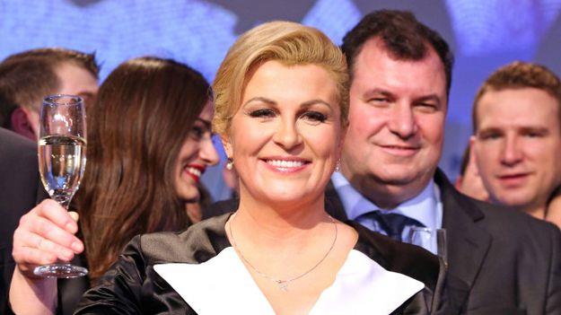 كيتاروفيتش هي أحد الأعضاء المحافظين بحزب الوحدة الديمقراطية الكرواتي