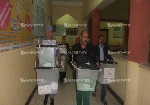 إغلاق لجان الاقتراع ببورسعيد وسط حراسة أمنية مشددة (7)