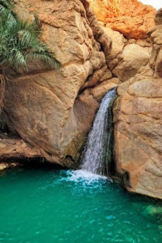 waterfall-in-chebika-oasis-in-tunisia