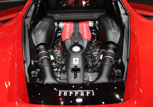 ferrari-488-gtb-engine