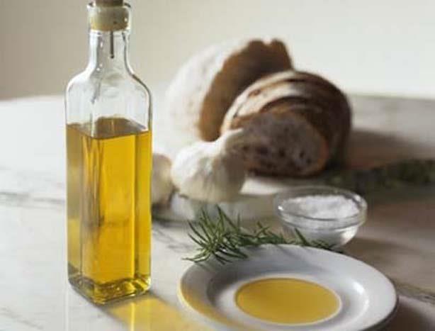 Benefits-of-castor-oil-for-hair