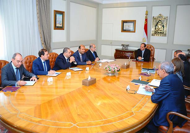 اجتماع الرئيس السيسي بالمجموعة الاقتصادية