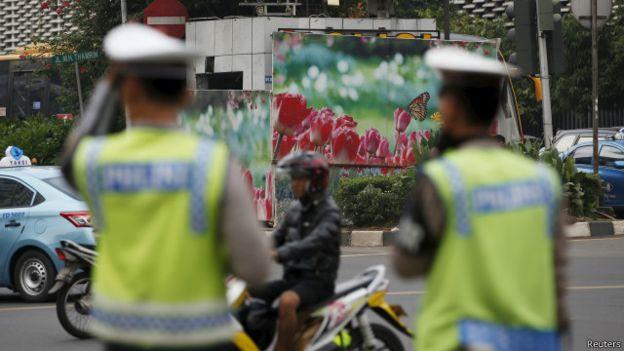 قالت السلطات الإندونيسية إن المهاجمين أرادوا تقليد هجمات باريس7