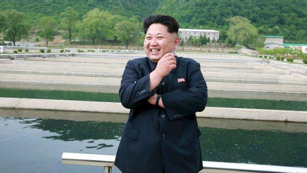 يبدو أن الأقراص المضادة للتدخين لم تنفع زعيم كوريا الشمالية