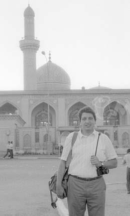 حسام دياب خلال إحدى رحلاته في العراق صورة6