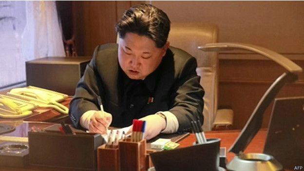 يقول الاعلام الكوري الشمالي إن الزعيم كيم جونغ اون امر شخصيا باطلاق الصاروخ 1