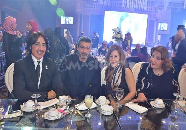 زيزي مصطفى ومنة شلبي وياسر جلال وهاني البحيري في حفل زفاف شقيق صابرين