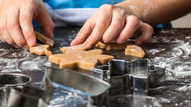 _99069490_gingerbreadcookiesgettyimages-881727790