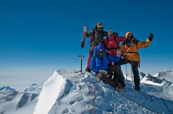 Andy-Holzer-climber-everest-summit-mt-vinson.adapt.590.1