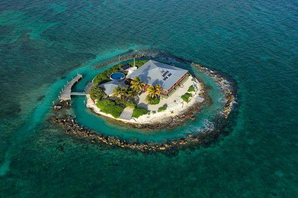 7-جزيرة إيست ستستر روك آيلاند في ماراثون شورز في ولاية فلوريدا الأميركية