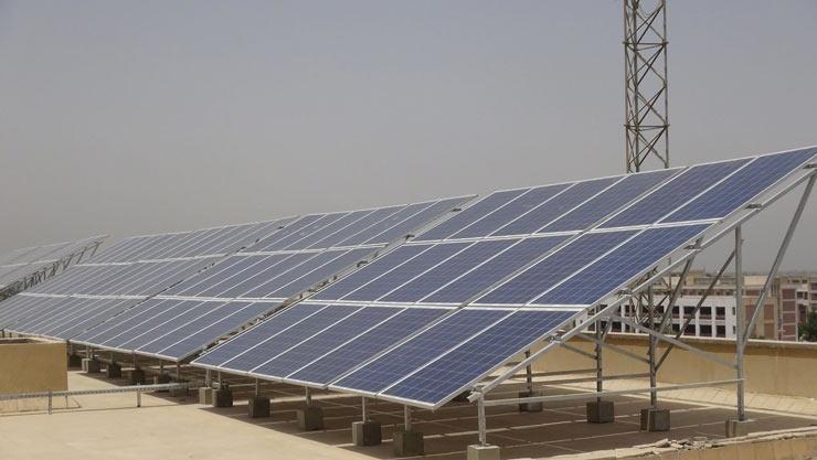 محطة طاقة شمسية داخل جامعة المنيا