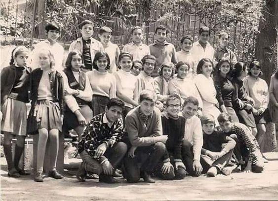 لقطه تذكارية لطلبة المدرسة الالمانية بالزمالك في الستينات