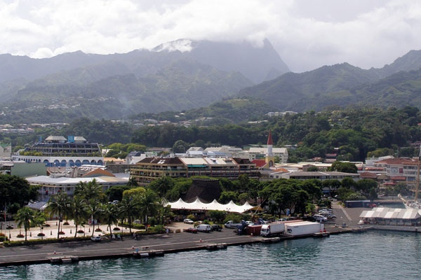السياحة في جزيرة تاهيتي