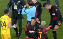 رد فعل مصطفى محمد بعد طرده أمام أنقرة جوتشو