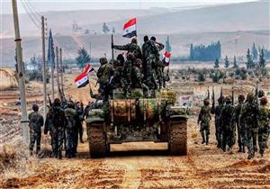 シリア軍がアレッポの田舎のシェイク・アキールの町に入る