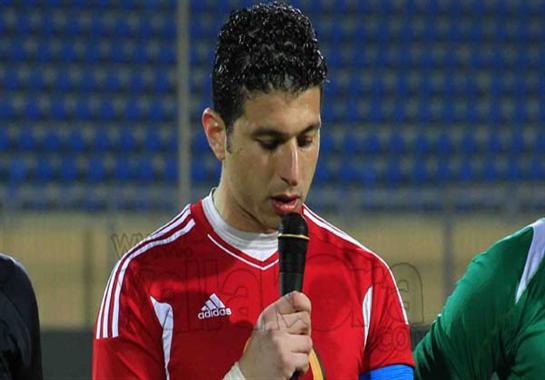 مدافع المقاولون يكشف "خدعة غريبة" استخدمها حارس الإتحاد لمحاولة طرد زميله (صورة) مدافع المقاولون يكشف "خدعة غريبة" استخدمها حارس الإتحاد لمحاولة طرد زميله (صورة)