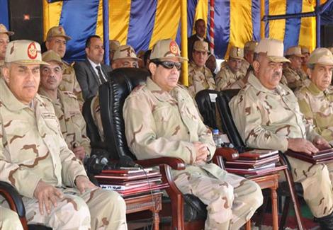 السيسي يطالب بتأهيل مليون جندي لتأدية الخدمة العسكرية السيسي يطالب بتأهيل مليون جندي لتأدية الخدمة العسكرية
