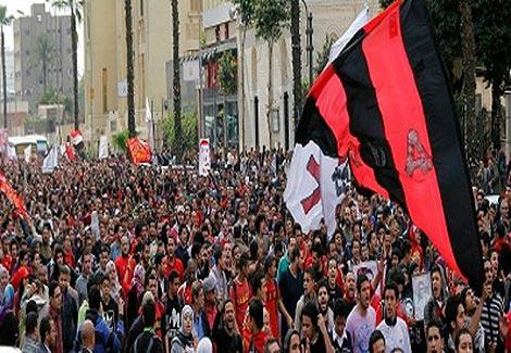 الألتراس تنظم وقفات احتجاجية اليوم لرفض تواجد الداخلية بالمدرجات الألتراس تنظم وقفات احتجاجية اليوم لرفض تواجد الداخلية بالمدرجات