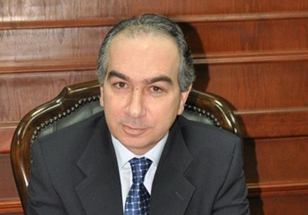 محافظ الجيزة يدلي بصوته في الانتخابات البرلمانية محافظ الجيزة يدلي بصوته في الانتخابات البرلمانية
