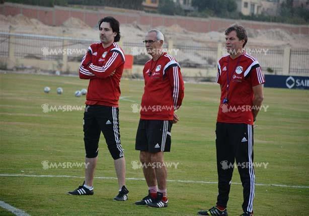 منتخب مصر يصل الإسكندرية استعدادا لمواجهة تشاد منتخب مصر يصل الإسكندرية استعدادا لمواجهة تشاد