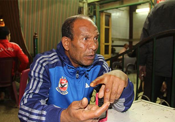 "لاعب ارتدى فردتين شمال".. أغرب أهداف القمة بين الأهلي والزمالك "لاعب ارتدى فردتين شمال".. أغرب أهداف القمة بين الأهلي والزمالك
