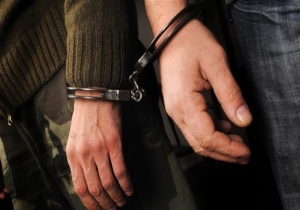 حبس عاطلين متهمين بقتل سائق "توك توك" وسرقته بالصف حبس عاطلين متهمين بقتل سائق "توك توك" وسرقته بالصف