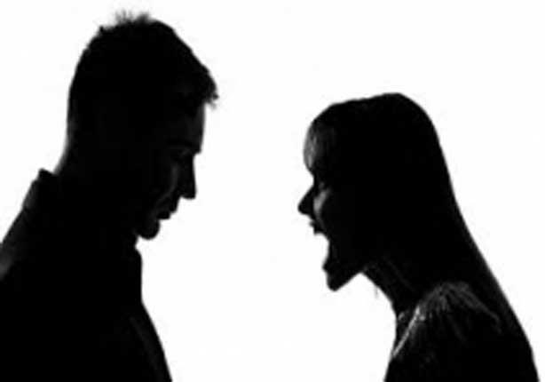 "هبة" تطلب الخُلع.. وزوجها يرد: "لو طلقتك مين هيخدمني؟" "هبة" تطلب الخُلع.. وزوجها يرد: "لو طلقتك مين هيخدمني؟"