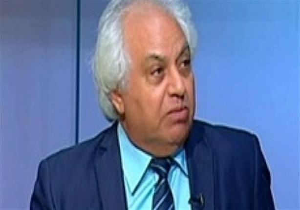 محلل سياسي: الدولة لن تحل الأحزاب الدينية خشية اتهامها بإقصاء الإسلاميين محلل سياسي: الدولة لن تحل الأحزاب الدينية خشية اتهامها بإقصاء الإسلاميين