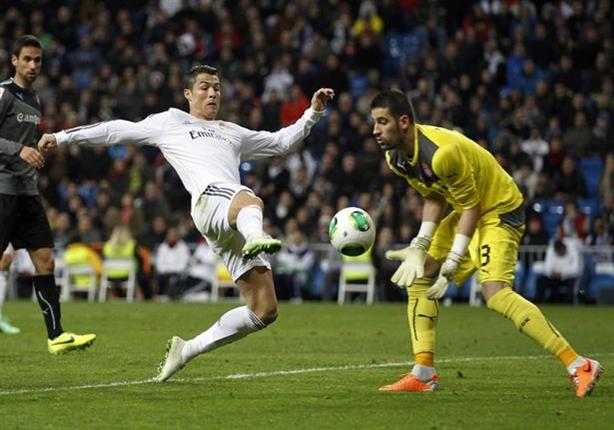 رسميا.. ريال مدريد يحسم صفقة حارس إسبانيول رسميا.. ريال مدريد يحسم صفقة حارس إسبانيول