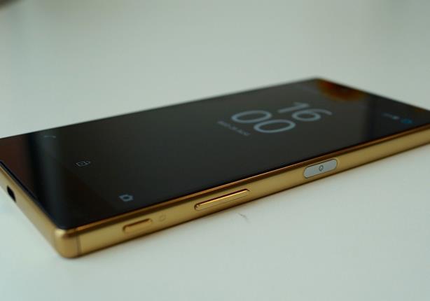 اكسبيريا Z5.. هاتف "بوند" المزوّد بكاميرا مُضادة للماء والأتربة اكسبيريا Z5.. هاتف "بوند" المزوّد بكاميرا مُضادة للماء والأتربة