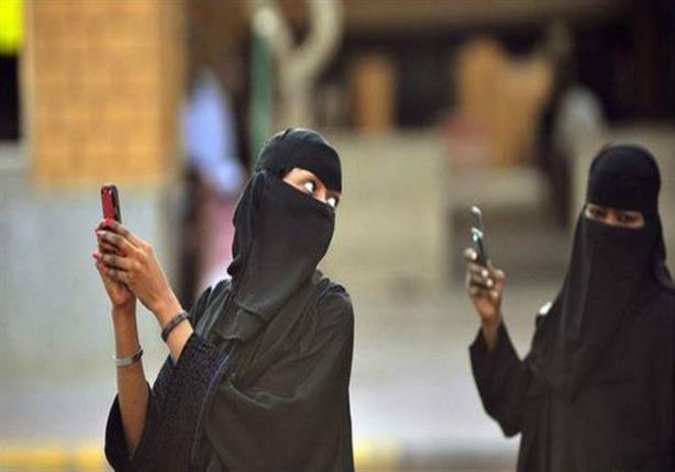 الأوبزرفر: النساء السعوديات يأملن نهاية القيود "الشريرة" على حريتهن الأوبزرفر: النساء السعوديات يأملن نهاية القيود "الشريرة" على حريتهن