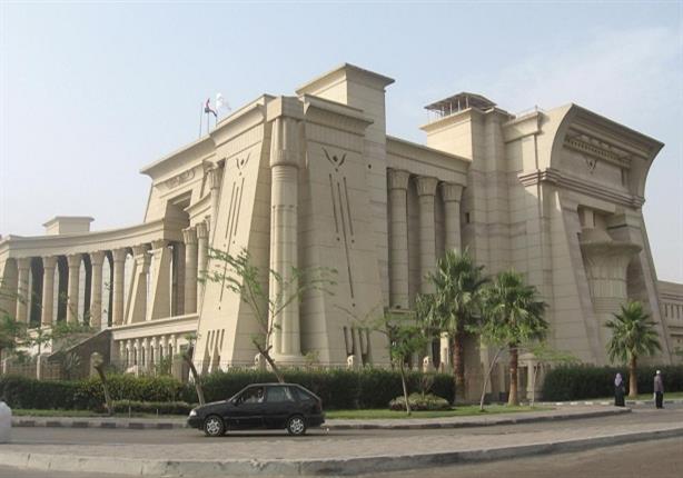 غياب الأمن بمحيط المحكمة الدستورية ودوريات أمنية في المعاد مصراوى