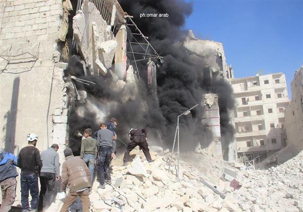 "نشرة الموت من حلب".. أجواء الحصار بعيون صحفي سوري "نشرة الموت من حلب".. أجواء الحصار بعيون صحفي سوري