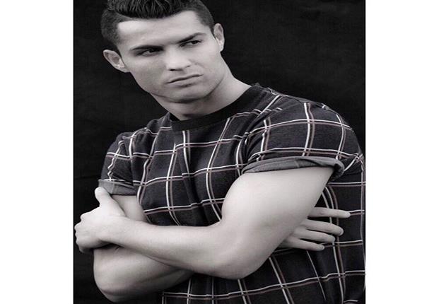 بالصور إطلالات كريستيانو رونالدو تصدم متابعيه مصراوى