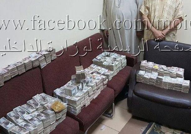 بحجم تعاملات 30 مليون جنيه.. ضبط مدير شركة برمجيات لاتجاره في النقد الأجنبي بحجم تعاملات 30 مليون جنيه.. ضبط مدير شركة برمجيات لاتجاره في النقد الأجنبي