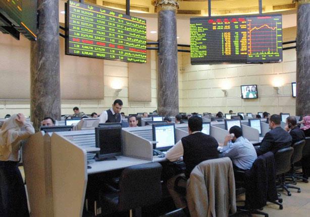البورصة تقترب من تعويض خسائر "الأحد الدامي" في بداية اليوم البورصة تقترب من تعويض خسائر "الأحد الدامي" في بداية اليوم