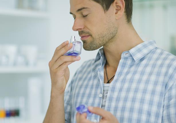 8 أخطاء شائعة عند اختيار العطور.. تجنبها 8 أخطاء شائعة عند اختيار العطور.. تجنبها