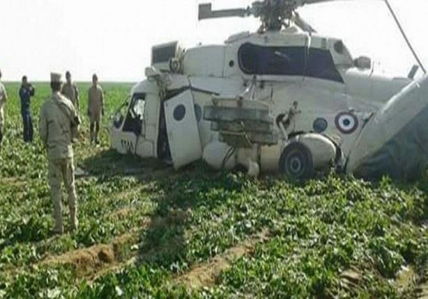 سقوط طائرة هليكوبتر بأرض زراعية في مدينة ههيا بالشرقية سقوط طائرة هليكوبتر بأرض زراعية في مدينة ههيا بالشرقية