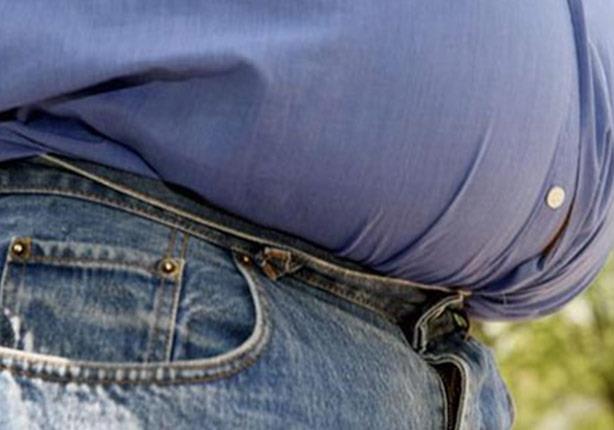 للرجل: 5 حيل خادعة لإخفاء "الكرش" بملابسك للرجل: 5 حيل خادعة لإخفاء "الكرش" بملابسك