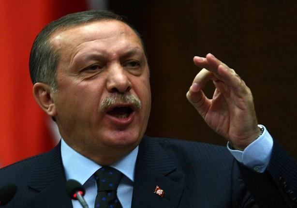 الرئيس التركي يدين هجمات مطار أتاتورك وارتفاع عدد الضحايا إلى 88 شخصًا الرئيس التركي يدين هجمات مطار أتاتورك وارتفاع عدد الضحايا إلى 88 شخصًا