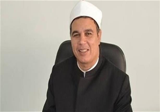 خطيب الأزهر يحذر من البرامج المبتذلة: الأوطان لا تبنى بالمقالب والسخرية من الناس خطيب الأزهر يحذر من البرامج المبتذلة: الأوطان لا تبنى بالمقالب والسخرية من الناس