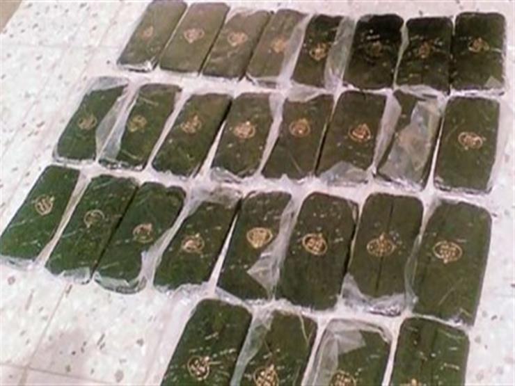 القبض على عاطلين بـ 70 طربة حشيش في الإسكندرية القبض على عاطلين بـ 70 طربة حشيش في الإسكندرية