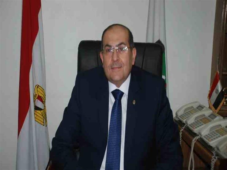 محافظ سوهاج: تسليم مواقع 21 مدرسة في 5 مراكز لبدء التنفيذ محافظ سوهاج: تسليم مواقع 21 مدرسة في 5 مراكز لبدء التنفيذ