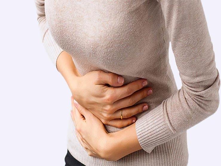 7 مشروبات تُخفف من ألم الدورة الشهرية.. منها عصير الأناناس 7 مشروبات تُخفف من ألم الدورة الشهرية.. منها عصير الأناناس