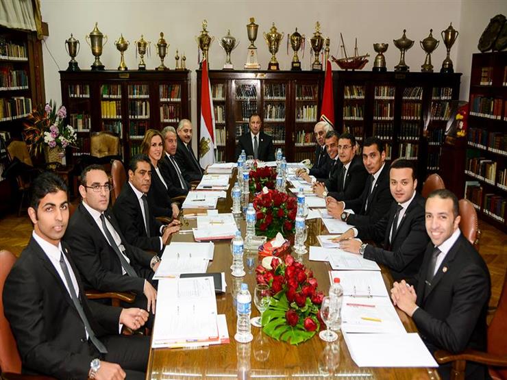 بسبب إثارة الفتن.. الأهلي يتقدم ببلاغ جديد للنائب العام ضد رئيس الزمالك بسبب إثارة الفتن.. الأهلي يتقدم ببلاغ جديد للنائب العام ضد رئيس الزمالك